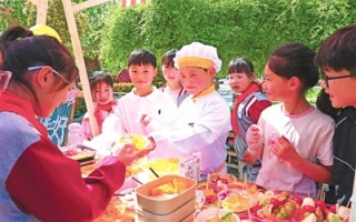 小学生比拼厨艺