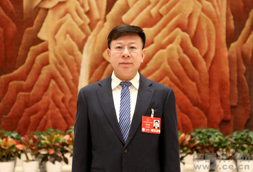 全国人大代表吴相君：加快推进中医药数字化和智能化-第1张图片-便民百事通网